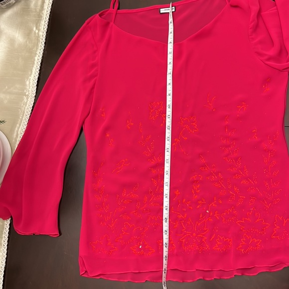 Magenta Blouse 👚 Size Medium / Large - Picture 8 of 9